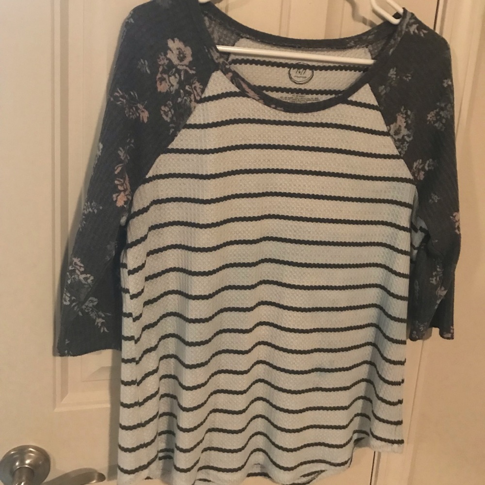 Maurice’s shirt